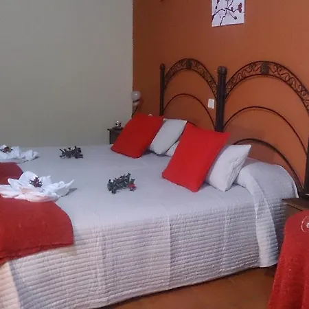 Casas Rurales Las Praderas * Poyales Del Hoyo