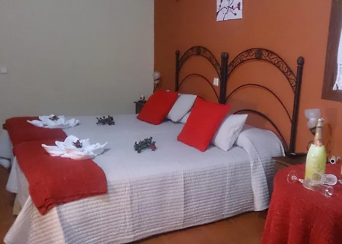 Casas Rurales Las Praderas * Poyales Del Hoyo