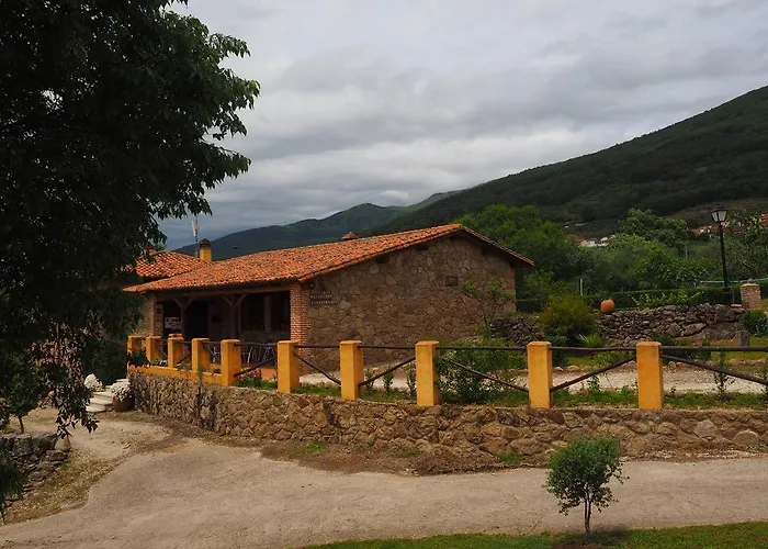 컨트리하우스 Casas Rurales Las Praderas Poyales Del Hoyo