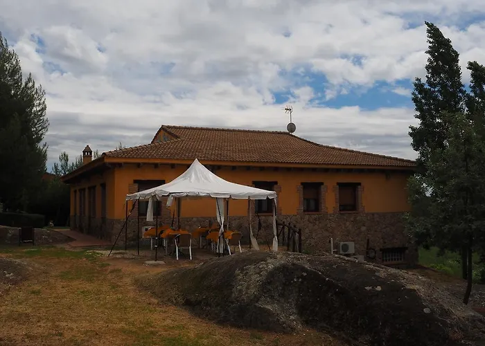 Casas Rurales Las Praderas Poyales Del Hoyo