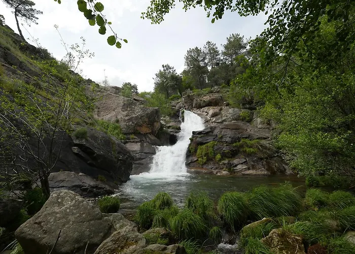 컨트리하우스 Casas Rurales Las Praderas Poyales Del Hoyo