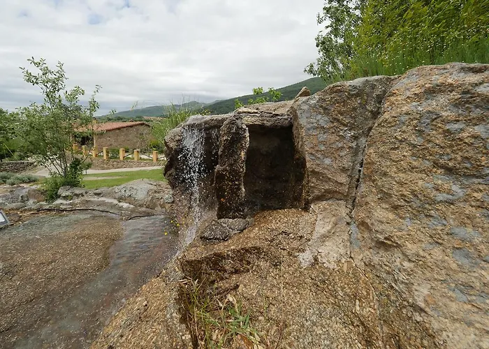 컨트리하우스 Casas Rurales Las Praderas Poyales Del Hoyo