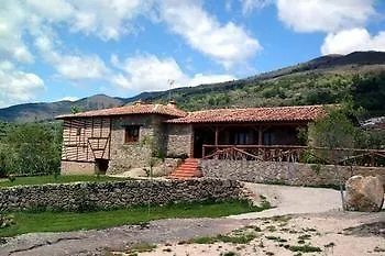 Casas Rurales Las Praderas 컨트리하우스 Poyales Del Hoyo