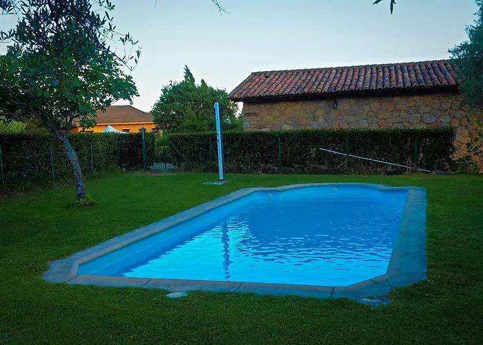 Casas Rurales Las Praderas Poyales Del Hoyo