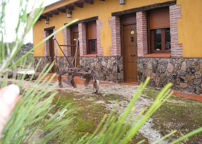 Casas Rurales Las Praderas 乡村民宿 波亚莱斯－德尔奥约